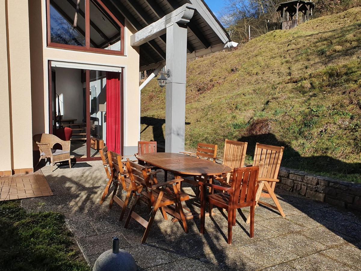 Grosses Ferienhaus Sauerburgblick Sauerthal Buitenkant foto